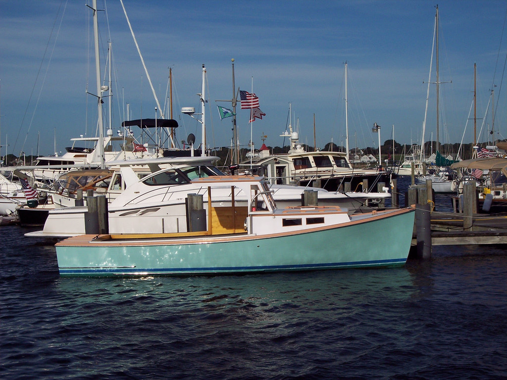 Stonington, CT FH010008 Pleasure boat, lobsterboat design.… Flickr