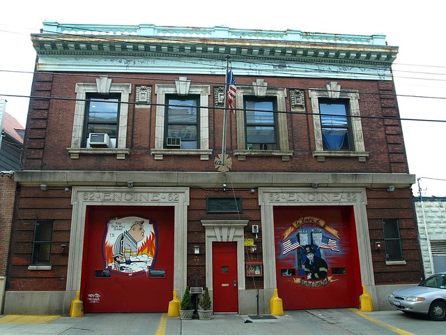 E062 FDNY Firehouse Engine 62 & Ladder 32, Olinville, Bronx, New York