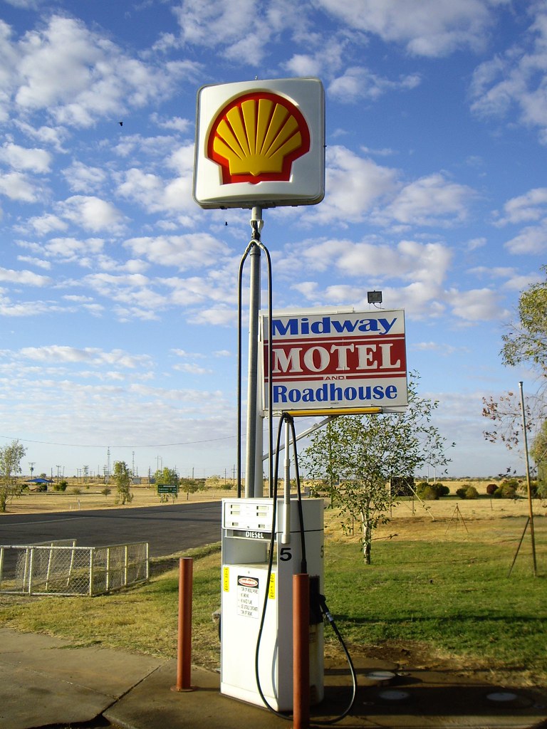 Richmond Fuel and Food Stop Grant Salmond Flickr