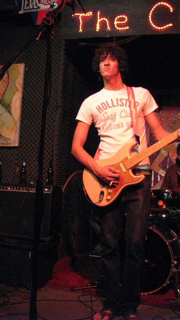 Bryan Russell Boyce of TRAINWRECK Playing live at The Cove… Flickr