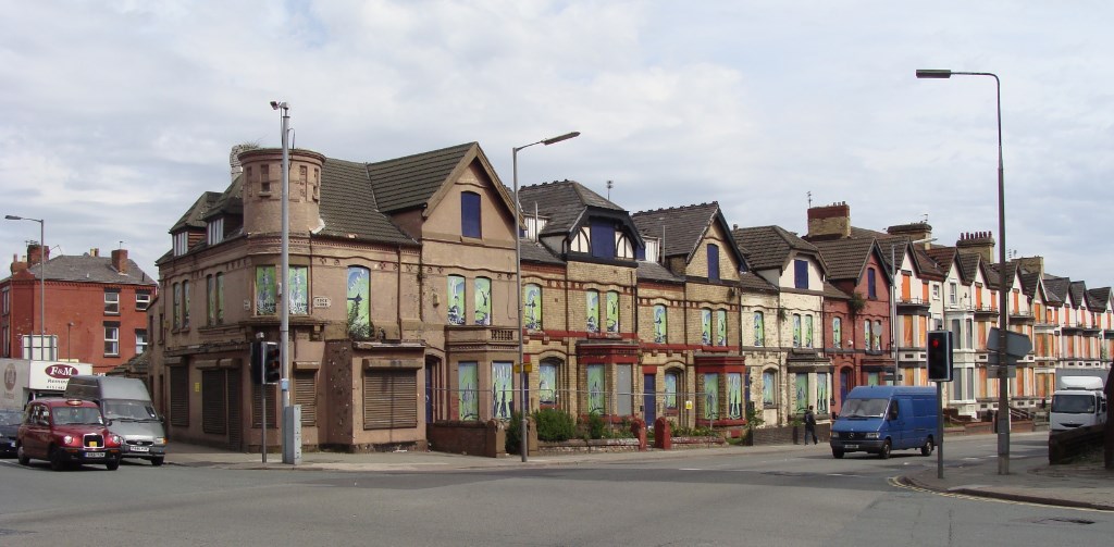 Edge Lane, Liverpool 7. April 2010. All these have now bee… Flickr