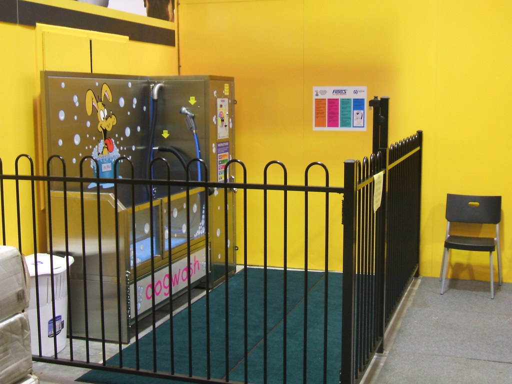K9000 dog wash Pet Barn Install Again, notice the fencedi… Flickr