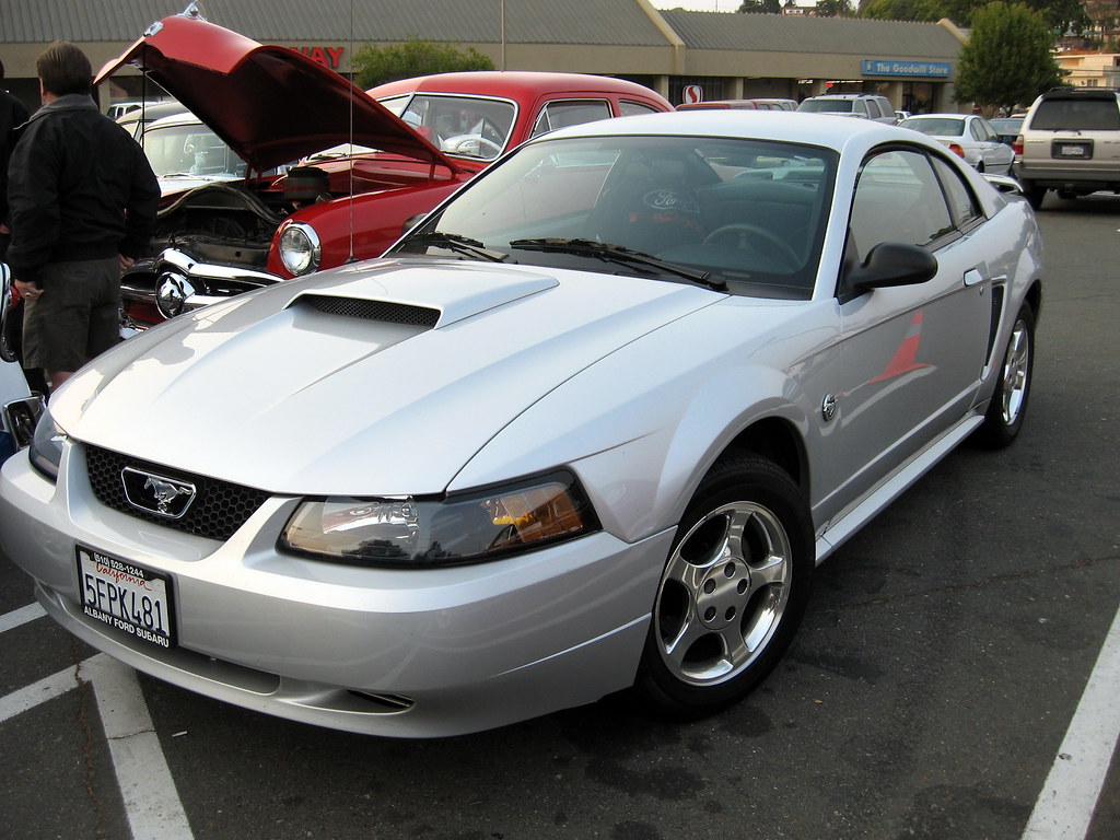 2004 Ford Mustang Friday Night Car Show in Rodeo, Californ… Flickr