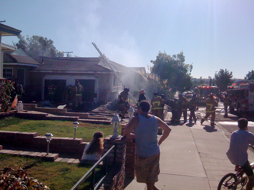 IMG_0082.JPG House fire in the Allied Gardens neighborhood… Flickr