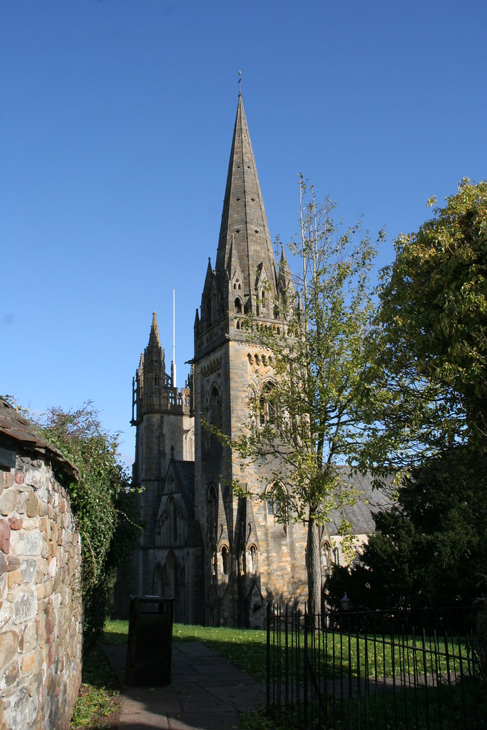 Llandaff Cathedral Tony Hisgett Flickr