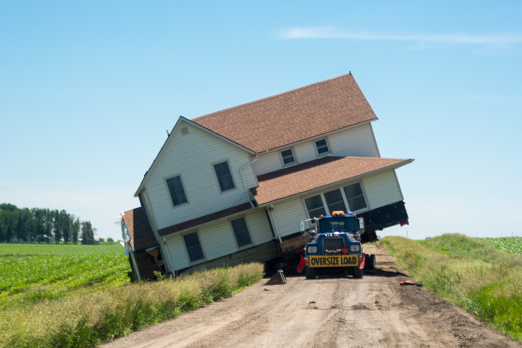 House Mover 5 It's all over. Ray Kasal Flickr