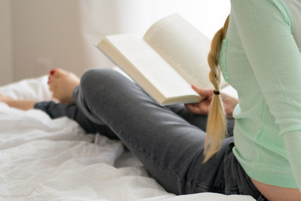 reading in bed Credit to Must Cre… Flickr