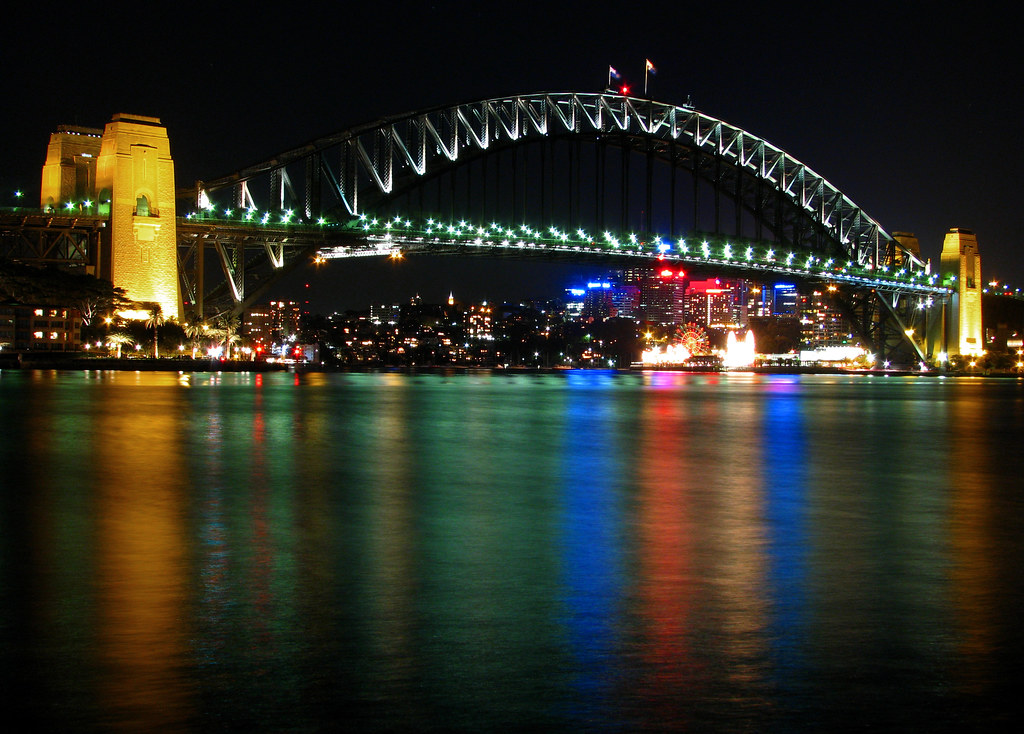 The multicoloured coat hanger Sydney Harbour Bridge, affe… Flickr