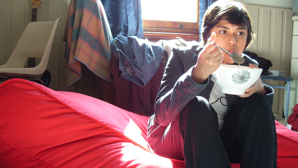 yum yum i wish i can have that bean bag, the XBOX and my r… Flickr