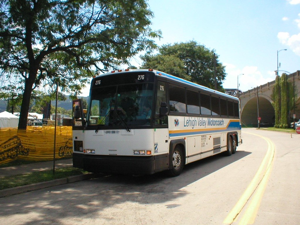 276 Seen in a lehigh Valley Motor Coach scheme. chris03582003 Flickr