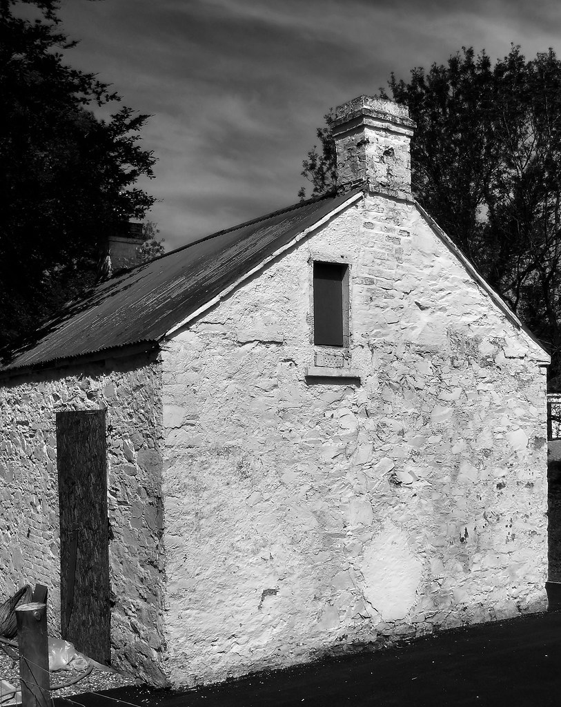 Lock Keeper's Cottage, Belfast This cottage was … Flickr