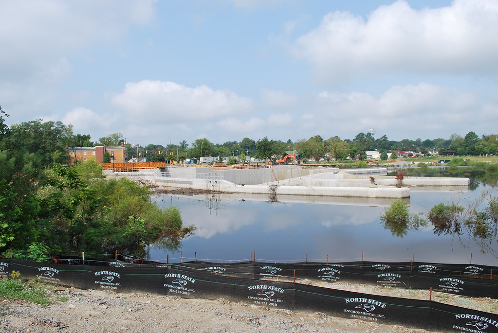 the NEW Hope Mills Lake Dam FlickrLinkr