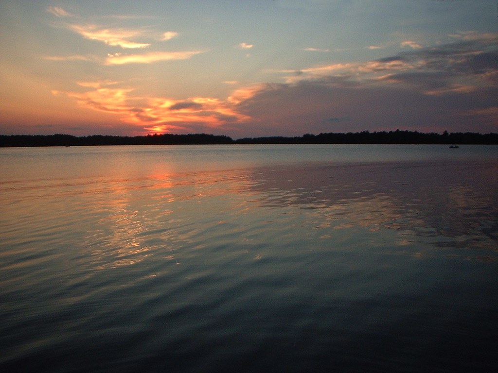 Sunset on Gun Lake Sunset on Gun Lake near Aitkin Minnesot… Flickr