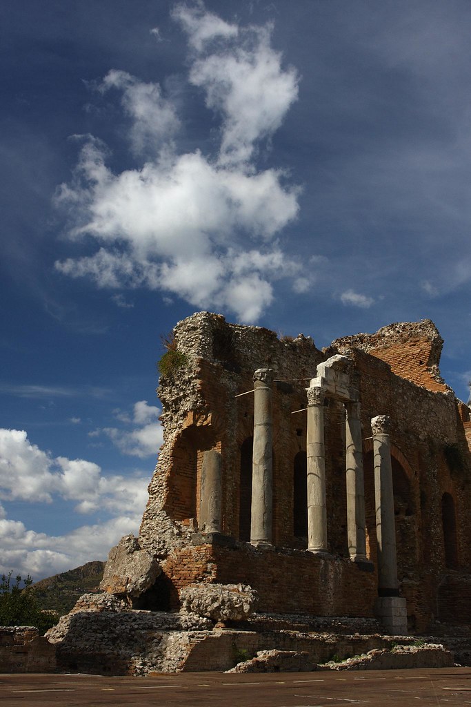 Greek Amphitheatre, Taormina, Sicily Luke Robinson Flickr