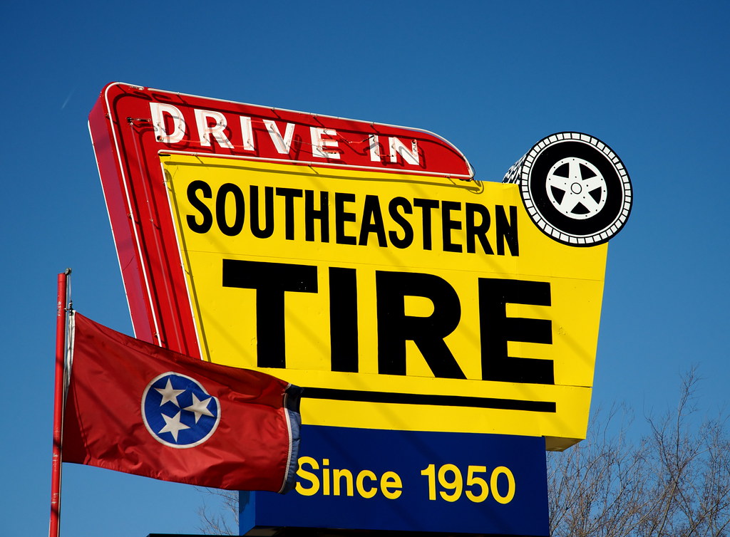 Southeastern tire, Murfreesboro, TN Paid the flag to pose.… Flickr