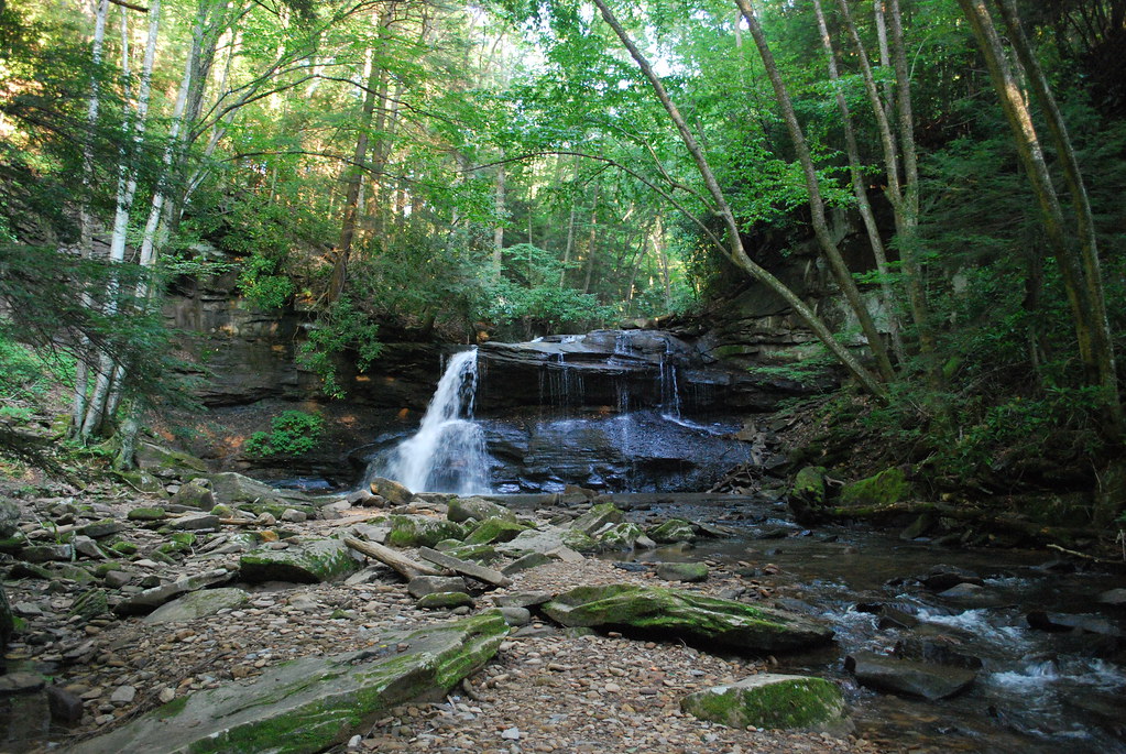 Elevation of Skeeter Hill Rd, Rock Cave, WV, USA Topographic Map
