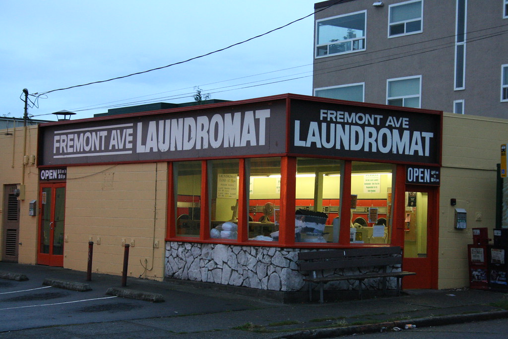 Laundromat Fremont, Seattle. Elena Flickr