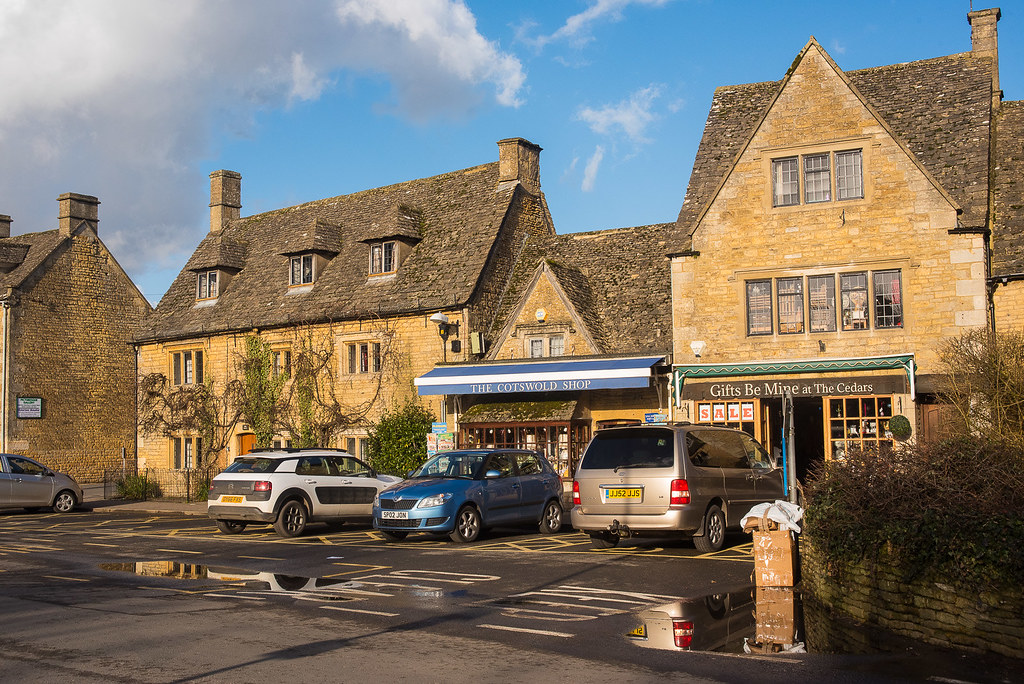 High Street, BourtonontheWater. _DSC7970.jpg Cotswolds,… Flickr