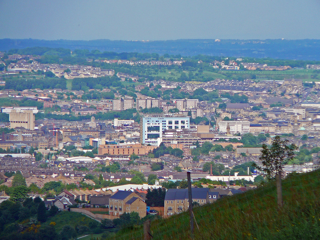 Bradford, from Clayton Heights with the Richmond Building … Flickr
