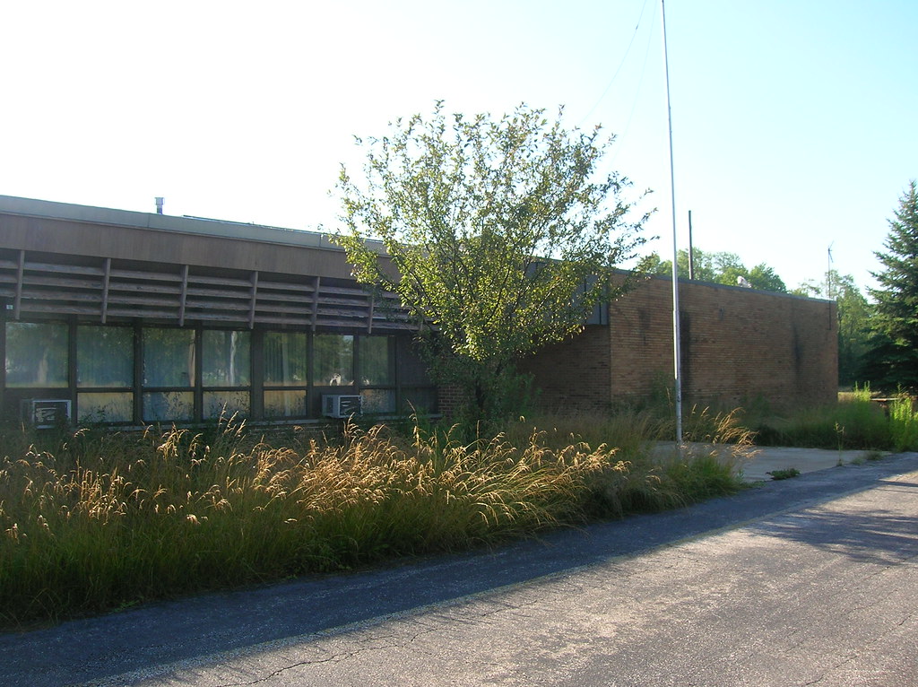 Vaughn Elementary SchoolBraceville, Ohio Aaron Turner Flickr