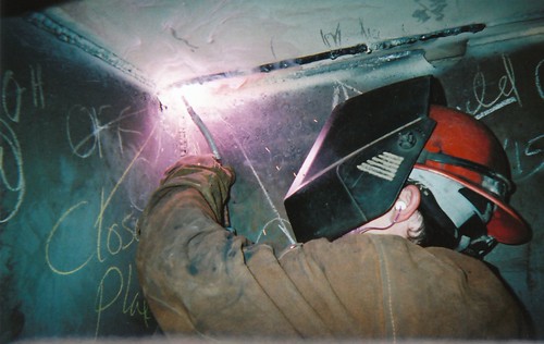 Robert welding an overhead butt The 2000+ ton Andraie ocea… Flickr