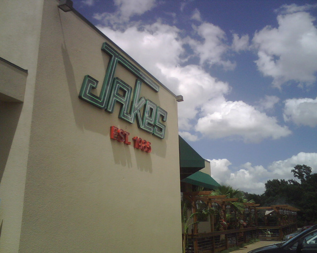 Jake's burgers We just had a delicious burger here at Jake… Flickr