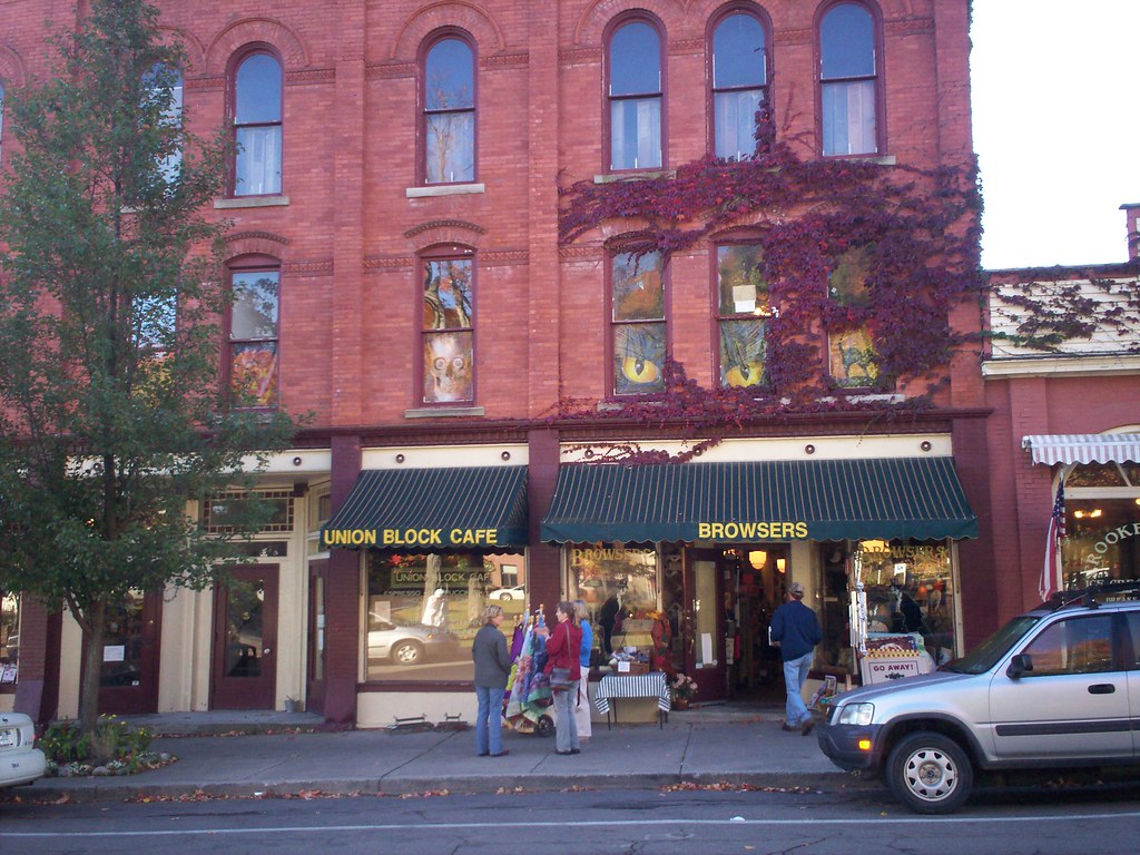 Hammondsport, Steuben County, New York Shops along village… Flickr