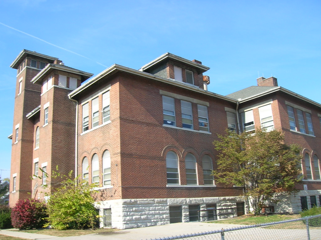 110108 ster School 1Dayton, Ohio (14) Aaron Turner Flickr