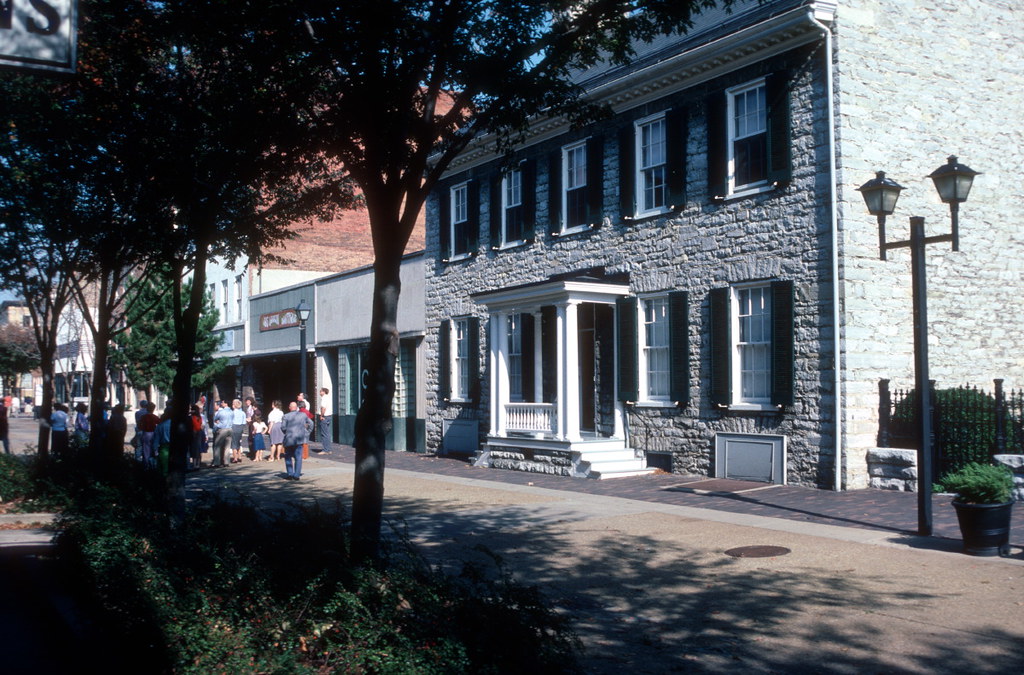 Godfrey Miller House, Loudoun Mall, Winchester, VA (1984) Flickr