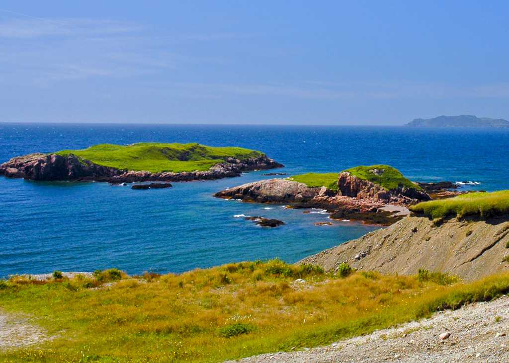 Deadman's Cove A little cove just southwest of Harbour Bre… Flickr