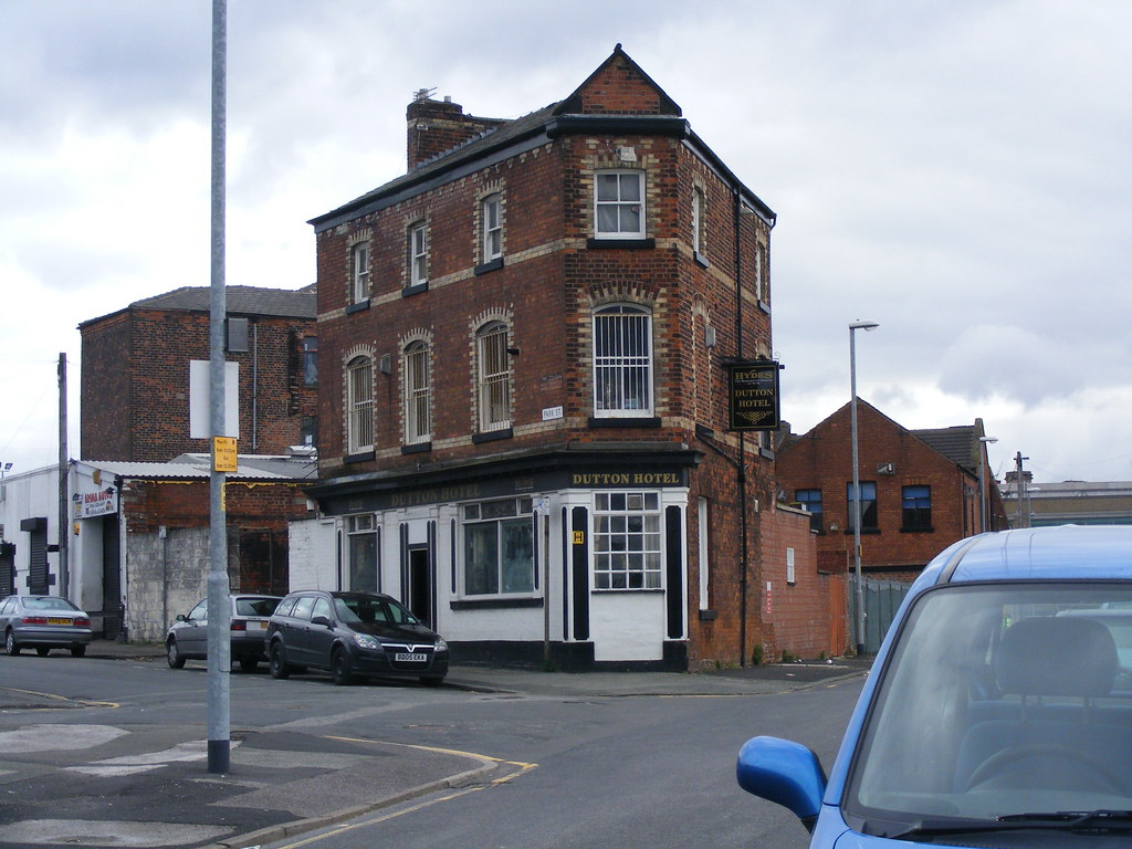 Dutton Hotel, Park Street, Manchester Pimlico Badger Flickr