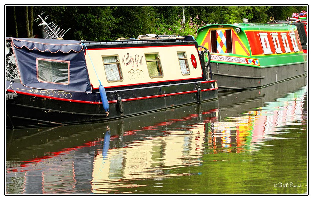 Moorings & Avon Canal, Burghfield Bridge, Reading Bill Pound