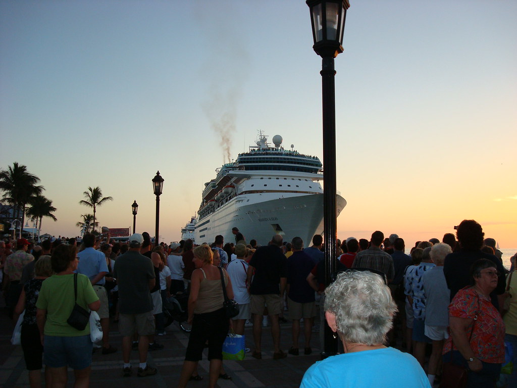 Key West 2008 Cruise ship at Mallory Square MittenStatePhototog