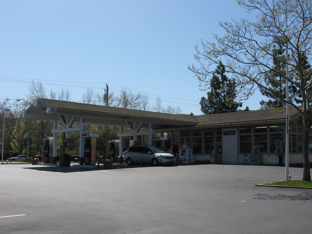 Chevron Gas Station Danville,CA Former Chevron Gas Station… Flickr