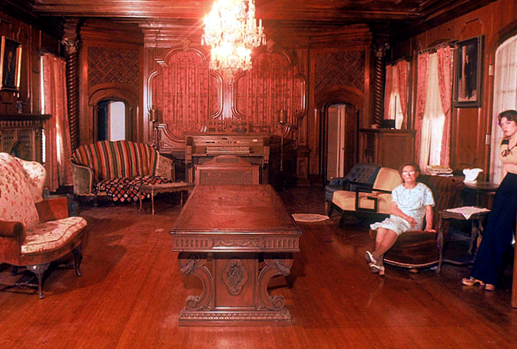 Music Room in the Brinkley Mansion Del Rio, Texas. ca. 197… Flickr