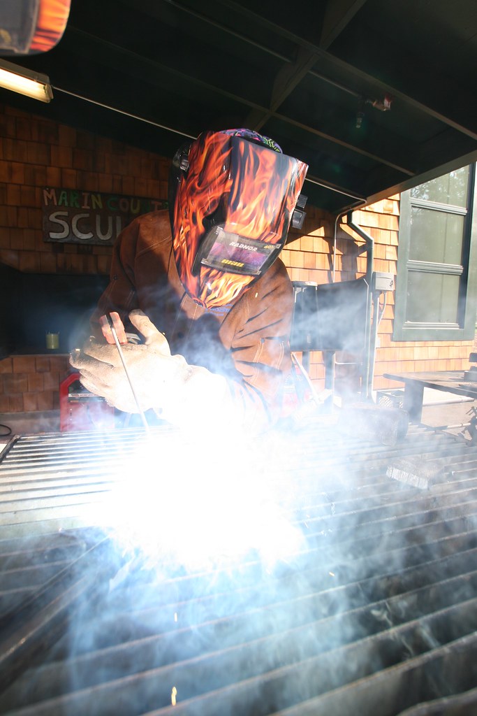 12/6/08 Weld Class Lucinda Lee Katz and Don Alexander lear… Flickr