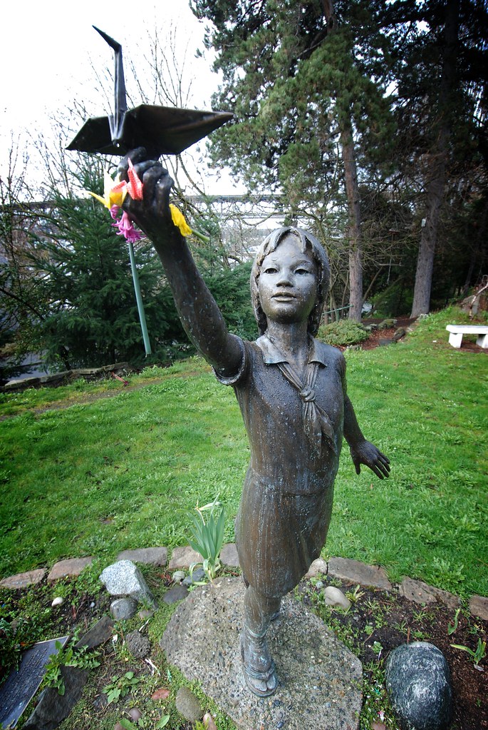Statue of Sadako Sasaki in Seattle Peace Park Statue of Sa… Flickr