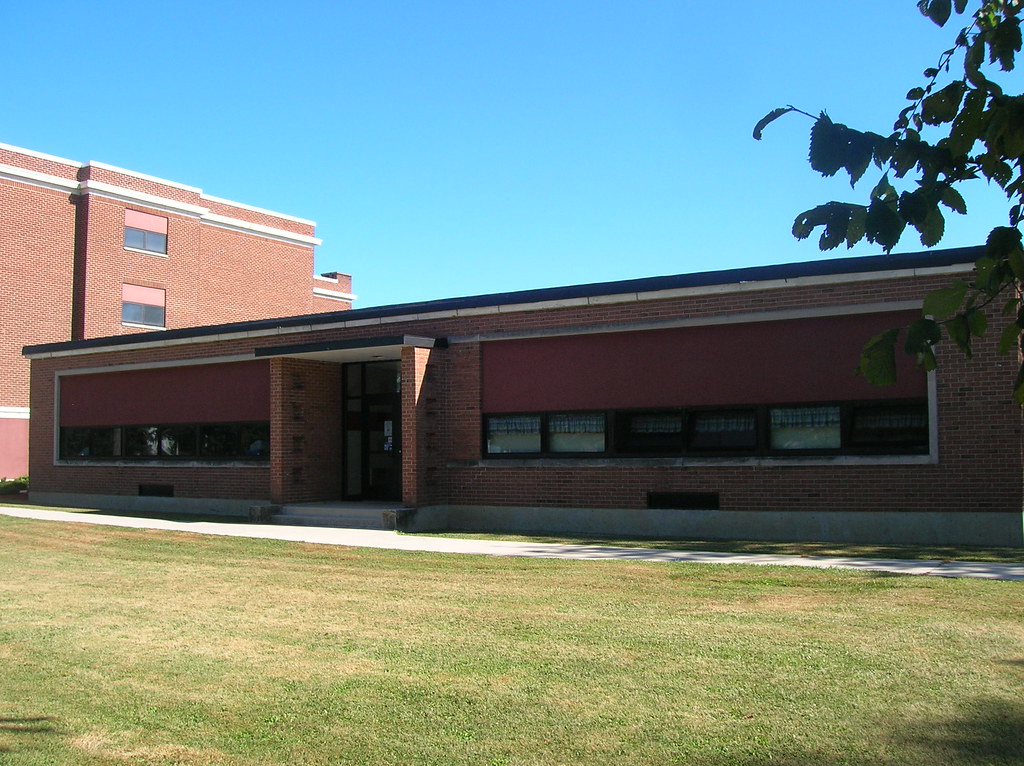 080808 Deshler Elementary School 3Deshler, Ohio (1) Flickr
