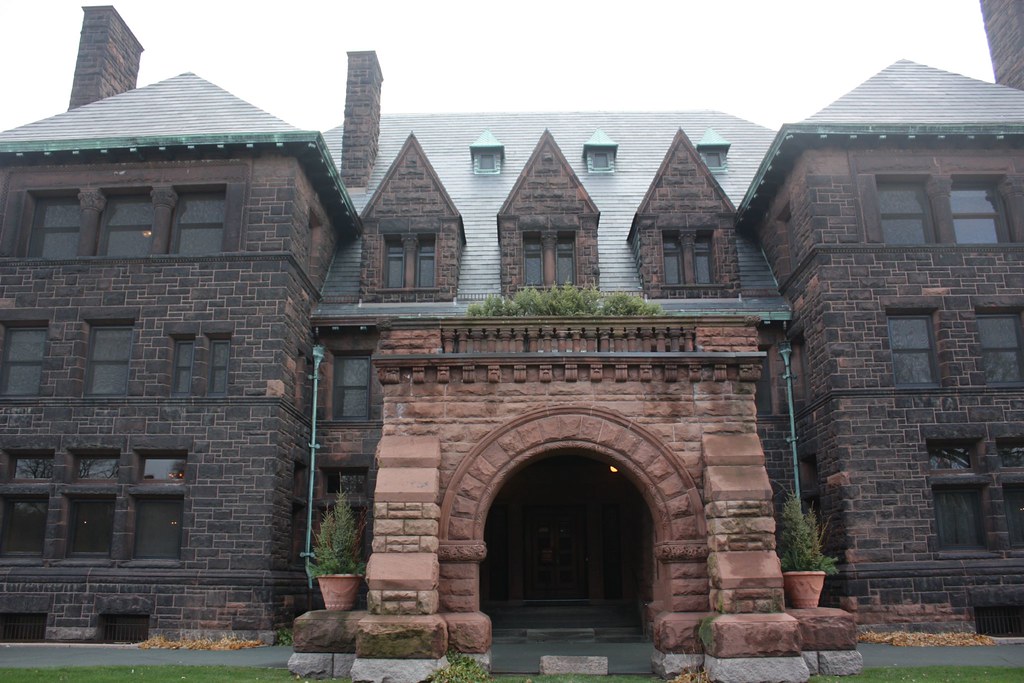 Front of the House James Hill House, St. Paul, MN Jvstin Flickr
