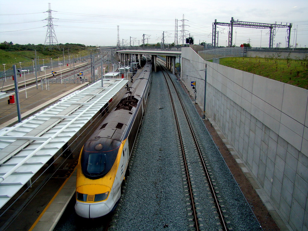 Eurostar 373 Ebbsfleet a photo on Flickriver