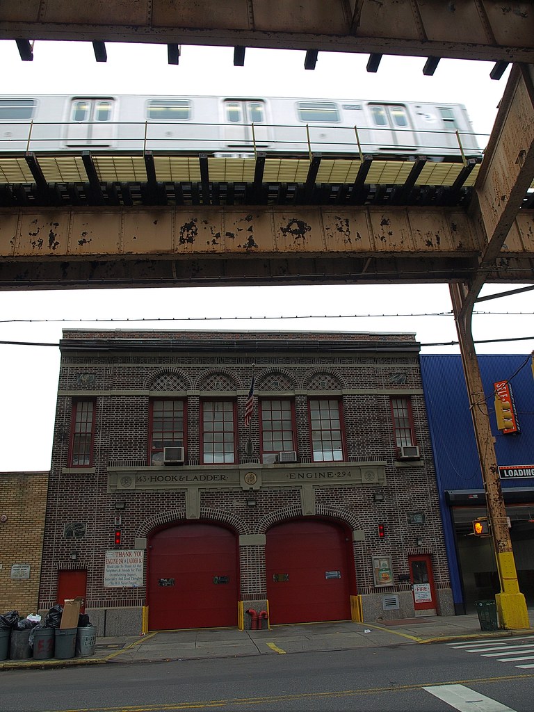 E294 FDNY Firehouse Engine 294 & Ladder 143, Richmond Hill… | Flickr