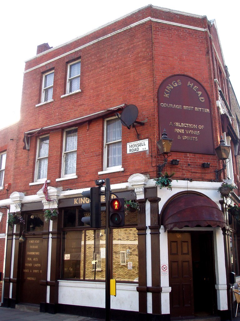 King's Head, Finsbury Park, N4 A pub on Blackstock Rd. Har… Flickr