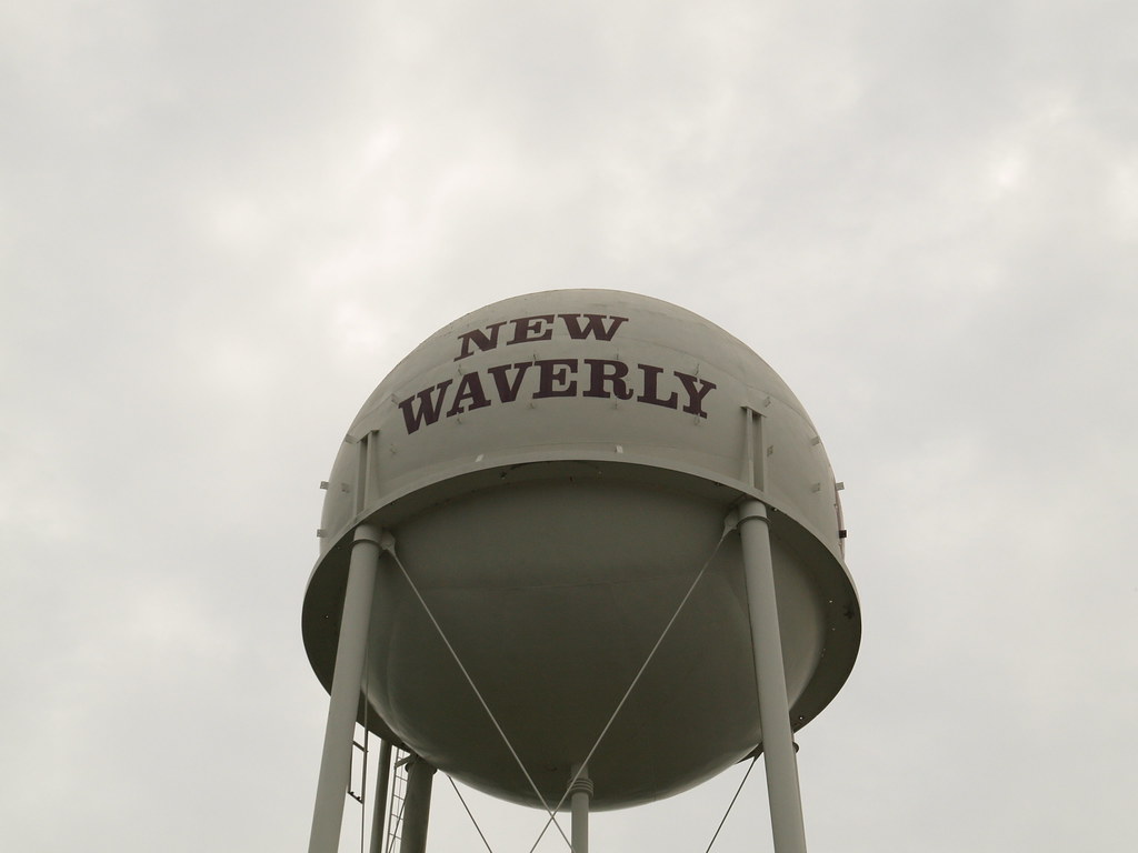 Waverly Texas Old Town Square Buildings and Signs 2008 Wat… Flickr