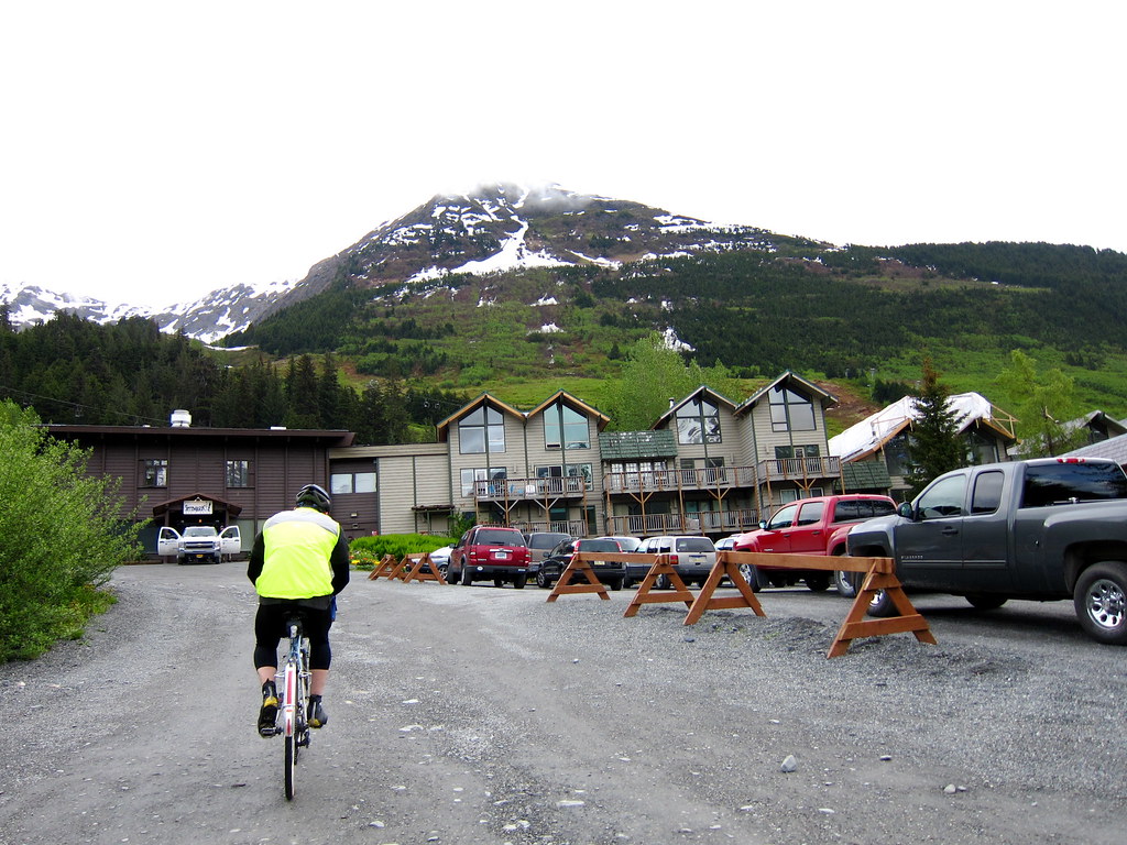 Alyeska Sitzmark Lodge The contrôle is at The Bake Shop w… Flickr