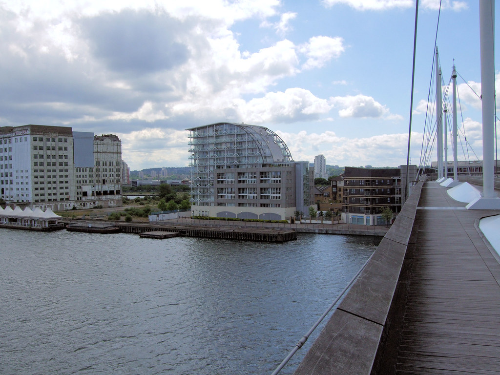 Eastern Quay Apartments, Royal Victoria Dock, Silvertown, … Flickr
