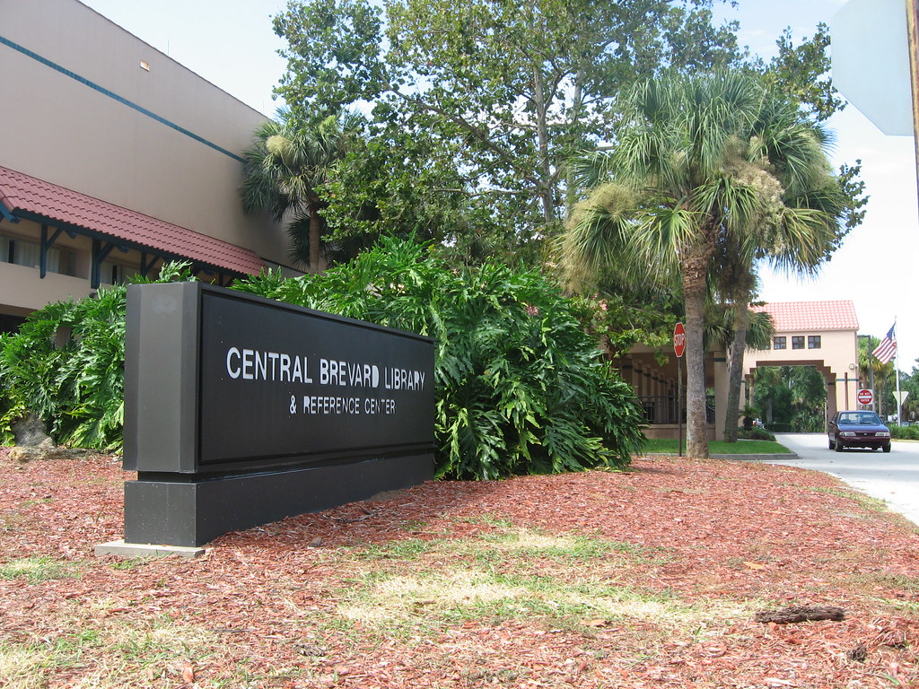 Central Brevard Library The main branch of the Brevard Cou… Flickr