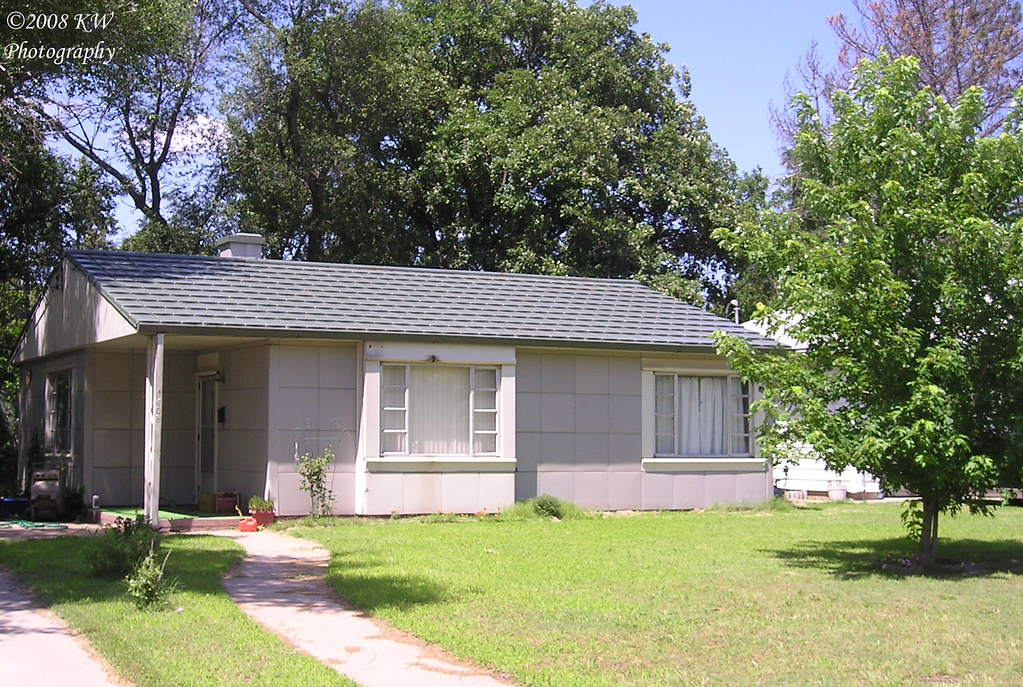 Coleman House Coleman House at 408 Mead Street in Newton K… Flickr