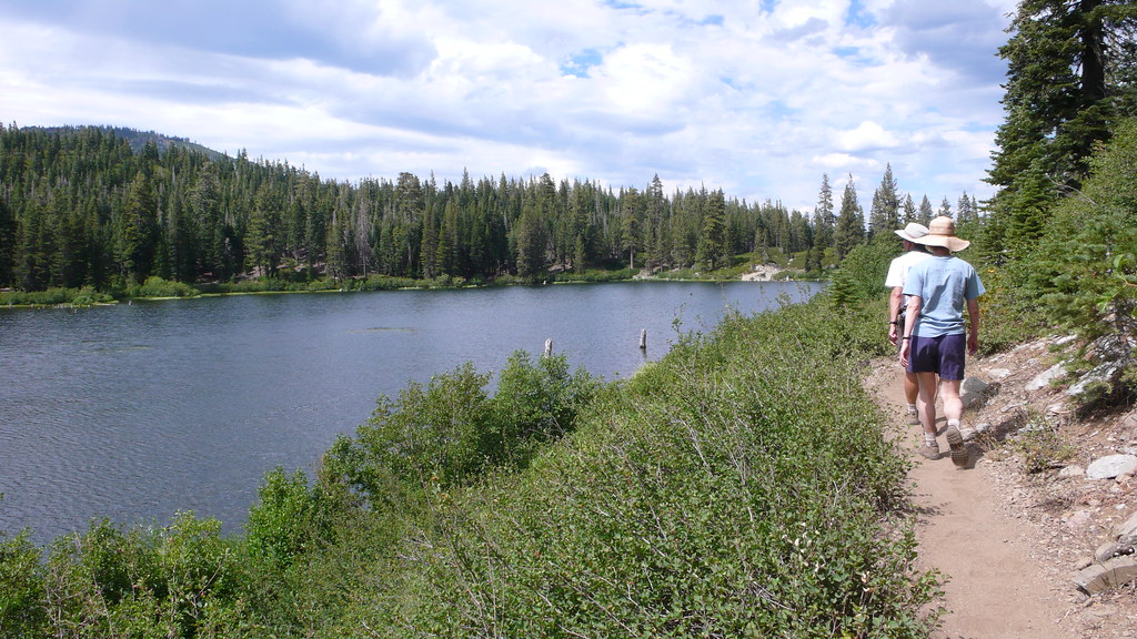 Jamison Creek Trail view of Grassy Lake and Jamison Creek … Sierra