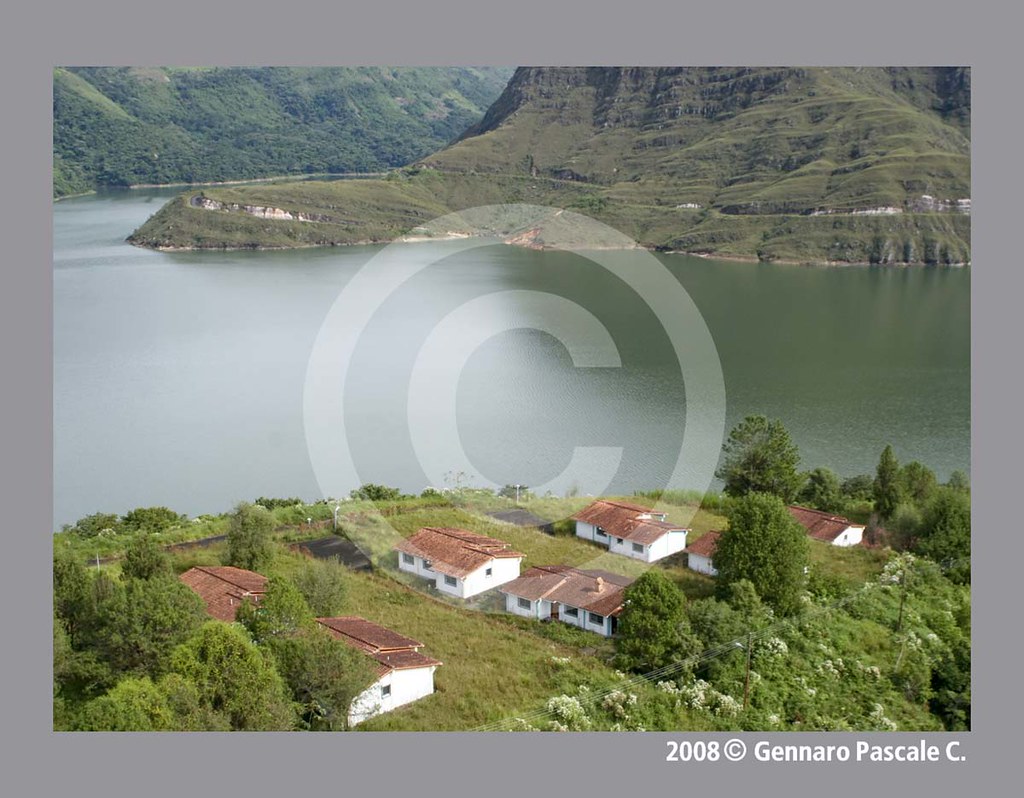 280908GP024 Lago artificial que comenzó a llenarse a part… Flickr