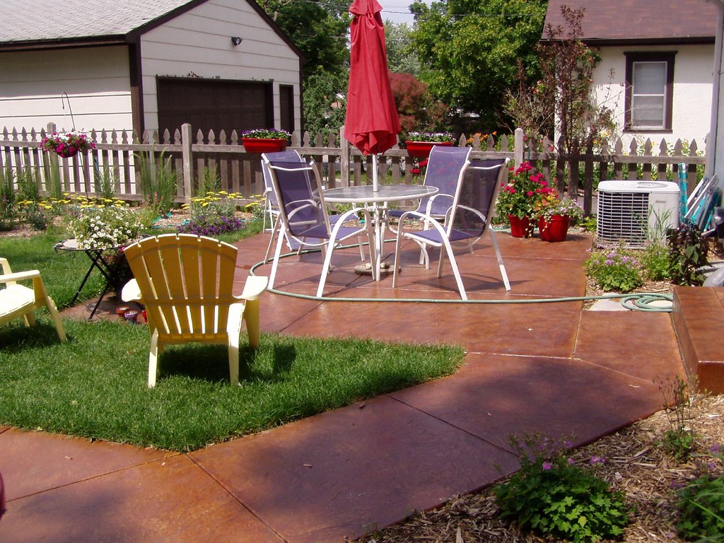 Concrete patio Field Outdoor Spaces Flickr